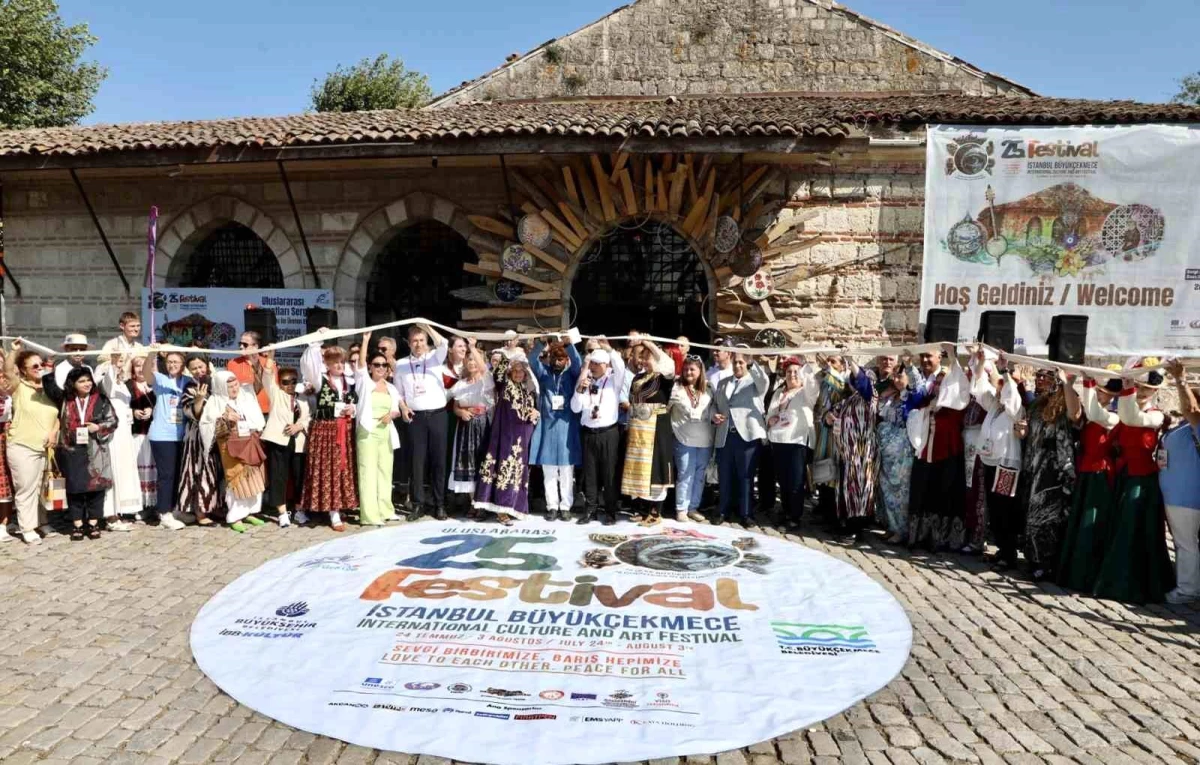 Uluslararası İstanbul Büyükçekmece Kültür ve Sanat Festivali Açıldı